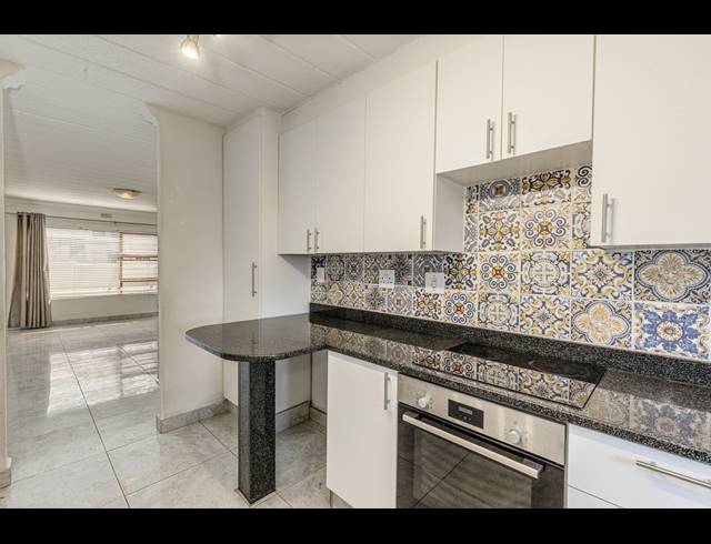 3 BEDROOM APARTMENT FOR SALE IN MORNINGSIDE
